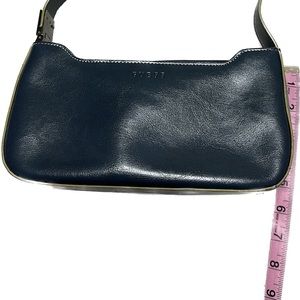 Vintage Guess handbag